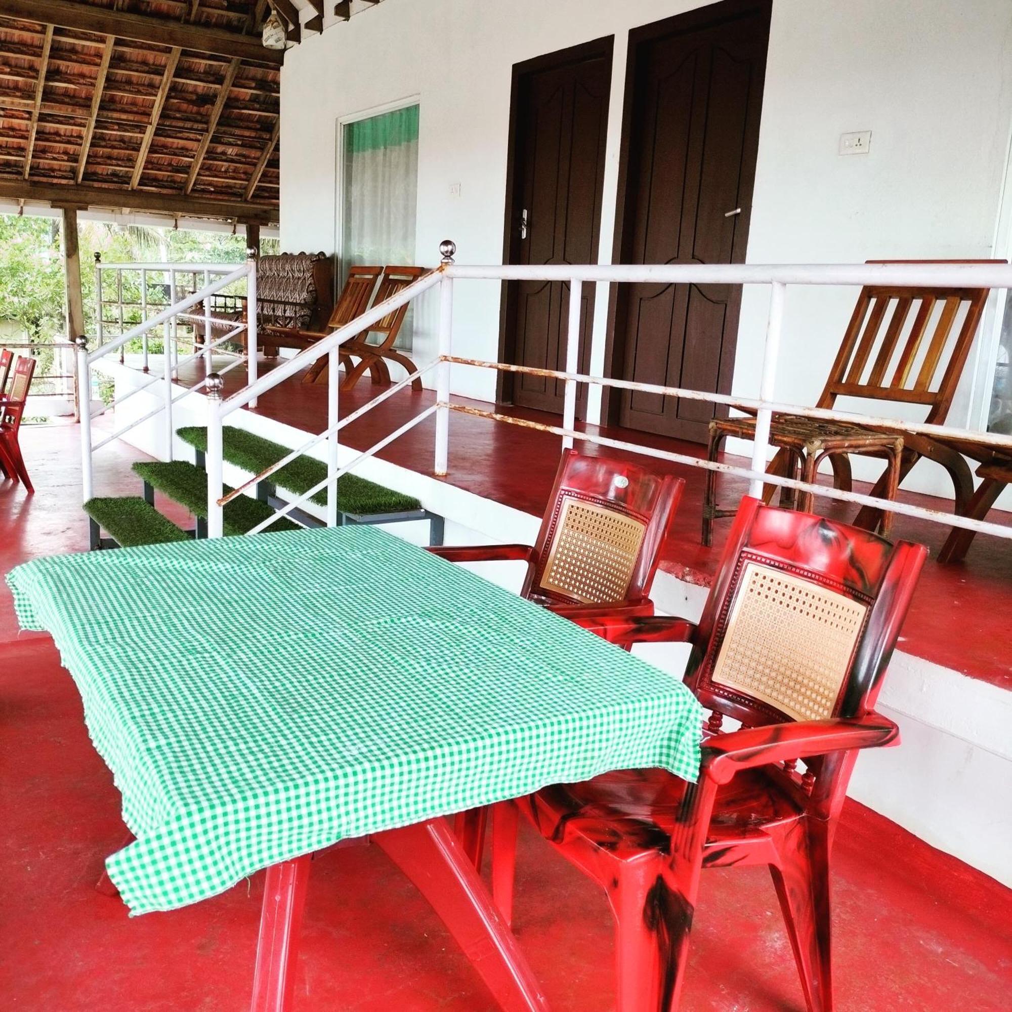 Marari Praise Beachfront Homestay