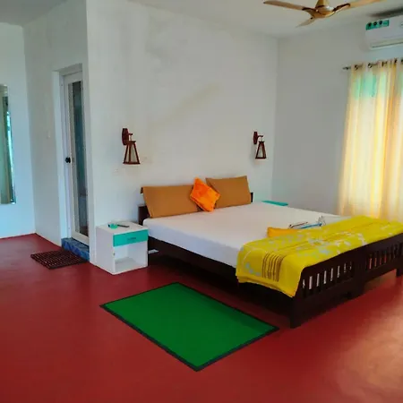 Marari Praise Beachfront Homestay Mararikulam Exterior photo